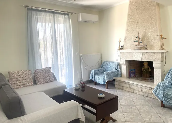 Alexandras House Апартаменты *