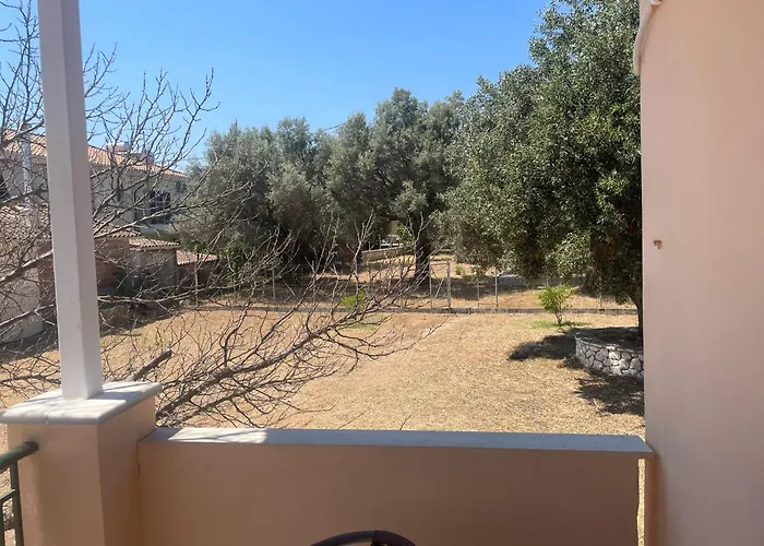 Апартаменты Alexandras House Лефкада